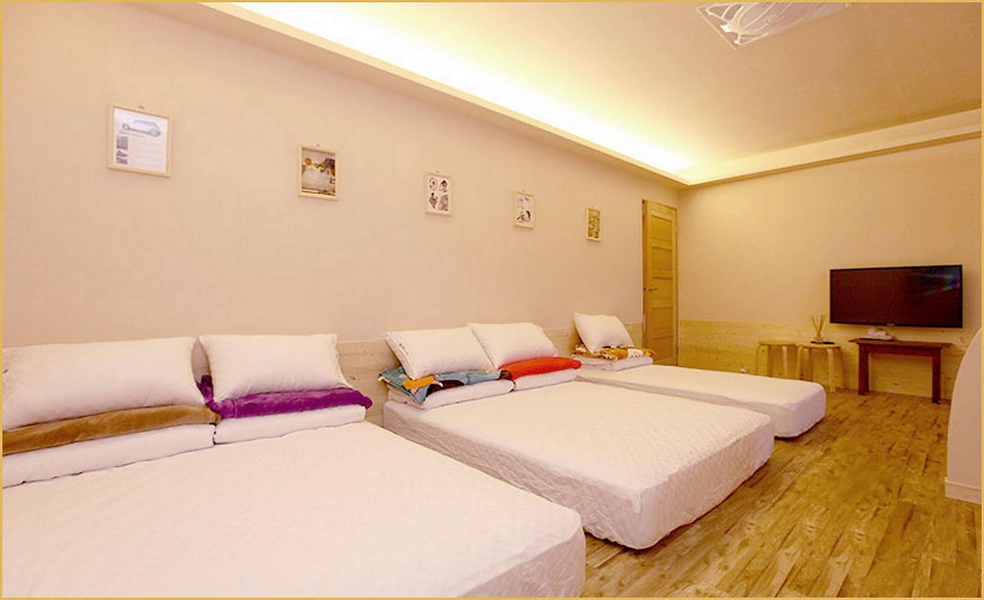 Lung Hill B&B Taitung Экстерьер фото